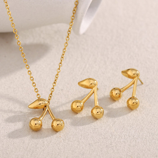 Collana con pendente a forma di ciliegia alla moda con catena in acciaio inossidabile e placcatura in oro 18 carati da donna