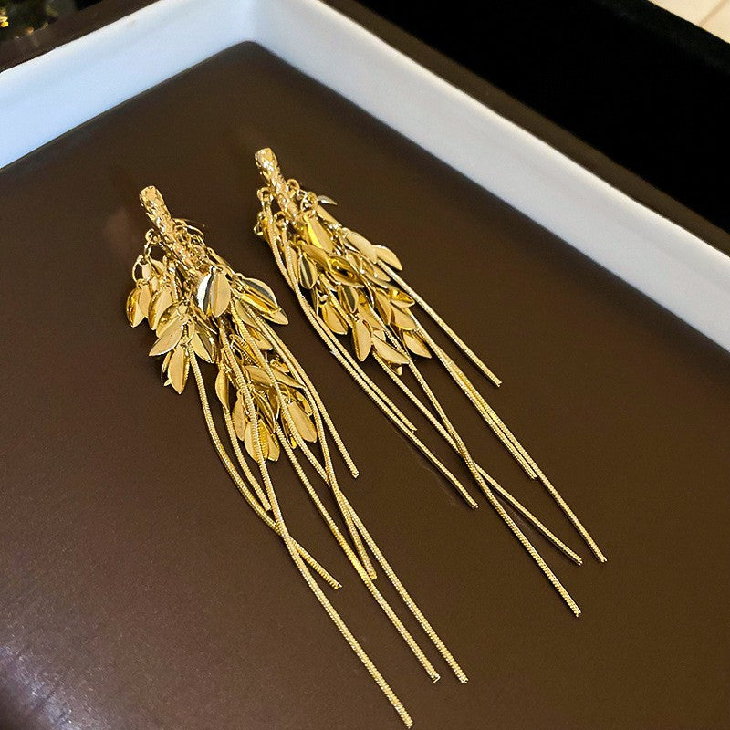 Pendientes Chic de Borla Floral para Mujer con Postes de Plata de Ley 925 y Base de Cobre Bañado