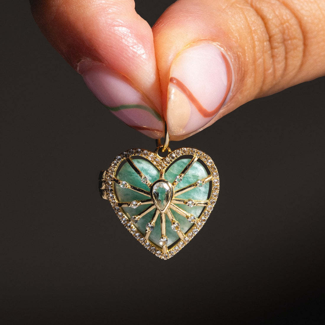 Vintage Heart-Shaped Copper Necklace with Rhinestone Inlay and Toggle Clasp for Women