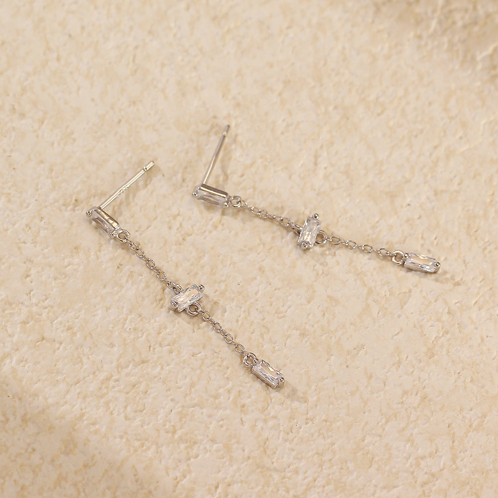 Orecchini Pendenti da Donna Chic con Geometrie in Argento Sterling S925 e Zirconi