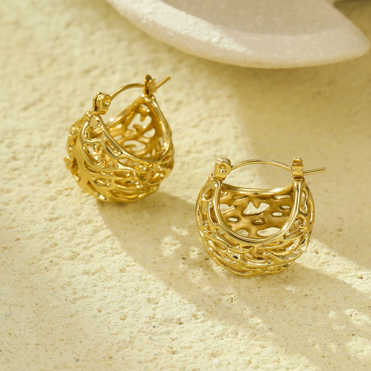 Geometric Nest-Shaped Stainless Steel Earrings with 18K Gold Plating for Women French Vintage Style
