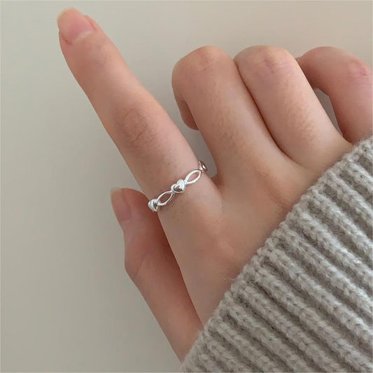 Anello minimalist a cuore da donna in argento Sterling 925 con dettaglio a grana quadrata smussata e fascia aperta a giunzione di bambù