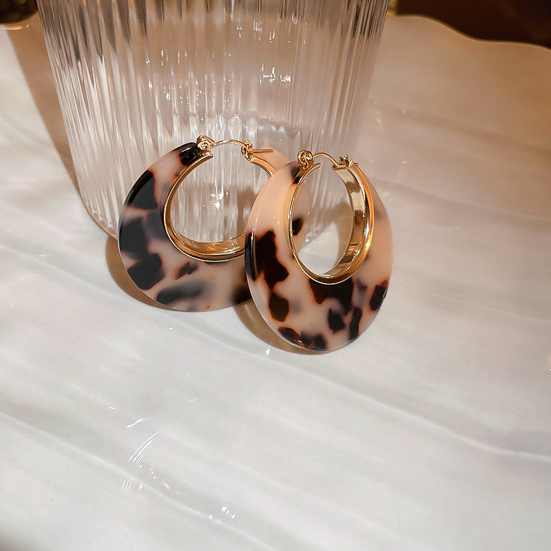 Vintage-Style Geometric Round Hoop Earrings for Women with Alloy Base Plated in Silver Tone Enamel Leopard Print and Rhinestone Inlay