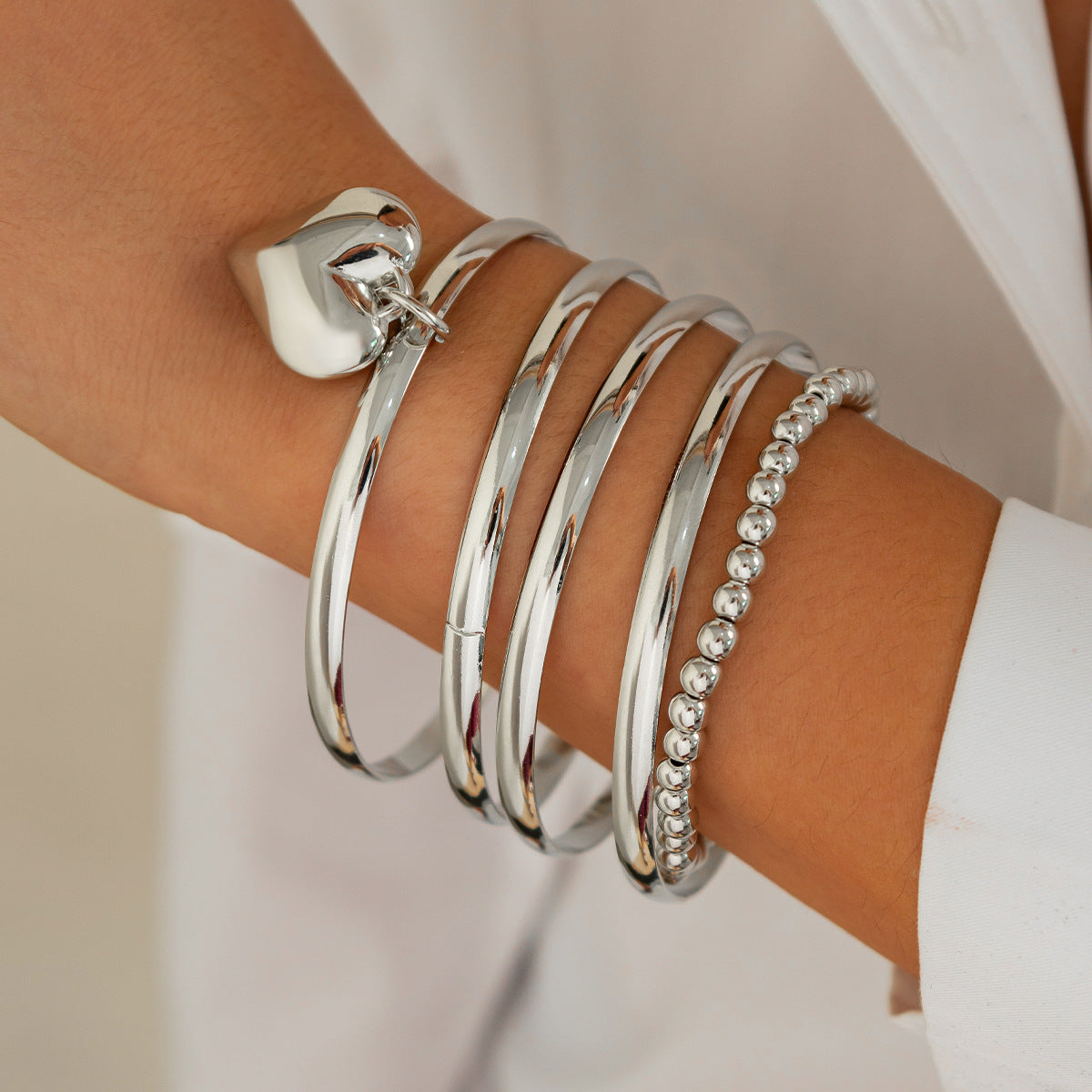 Fashionable Irregular Heart Geometric Plated Iron Bracelet Set for Women