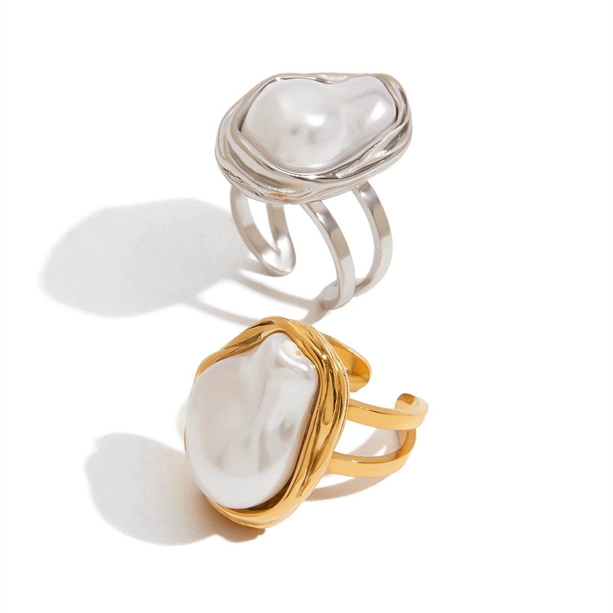 Fashion Geometric Oval Baroque Pearl Plated Titanium Steel Ring for Women