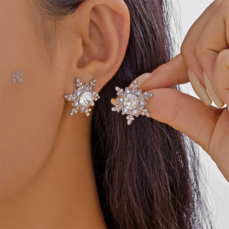 Pendientes Colgantes Copo de Nieve Estilo Cuento de Hadas con Detalles de Zirconia, Diseño Colgante, Base de Aleación de Zinc Galvanizada, Postes de Cerámica, Estética Fresca y Dulce