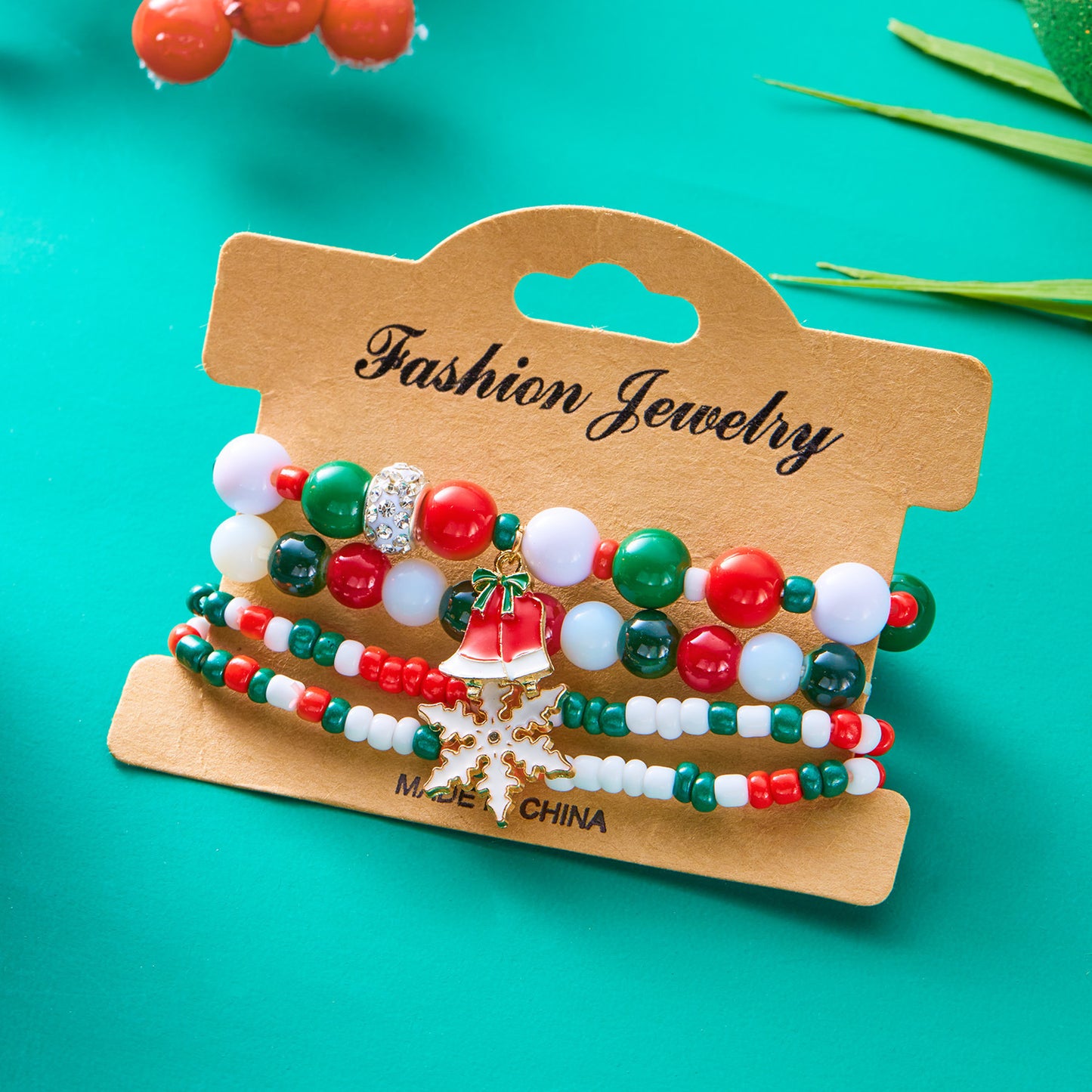 Set di braccialetti acrilici con perline a tema natalizio alla moda con ciondoli di Babbo Natale e pupazzo di neve da donna
