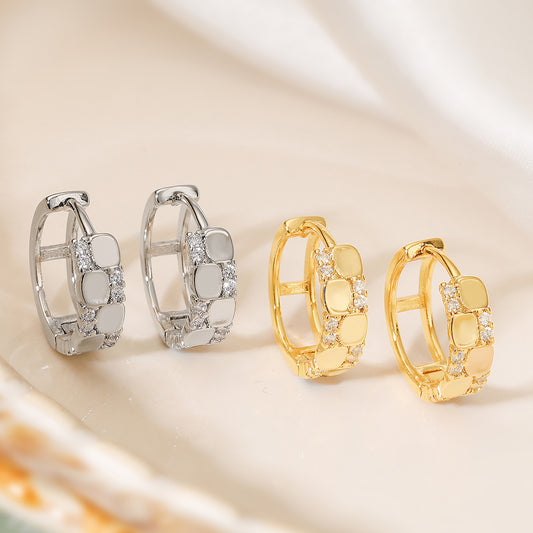 Pendientes de Aro Minimalistas Geométricos Chapados en Oro con Circonita y Microengaste para Mujer
