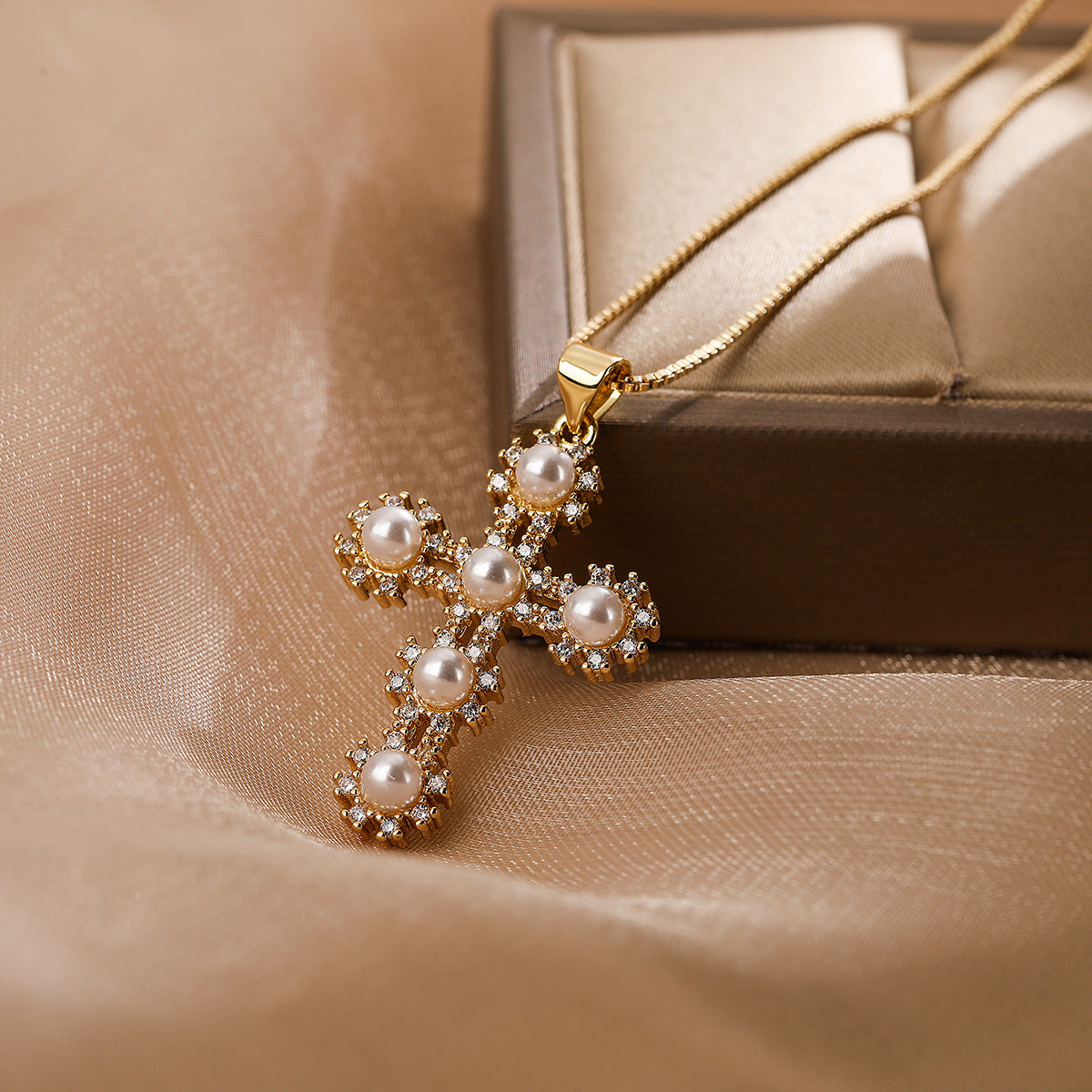 Minimalist Geometric Cross Pendant Necklace for Women with Copper Base Plated in Real Gold, Zircon and Pearl Inlay, Elegant Clavicle Chain