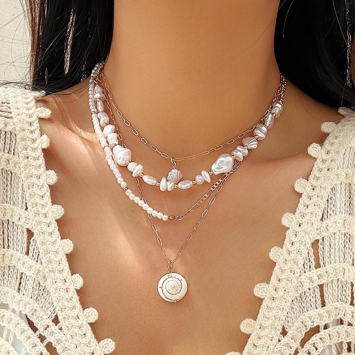 Collana Bohemien Floreale Placcata in Lega con Perle Imitazione e Intarsi in Conchiglia da Donna