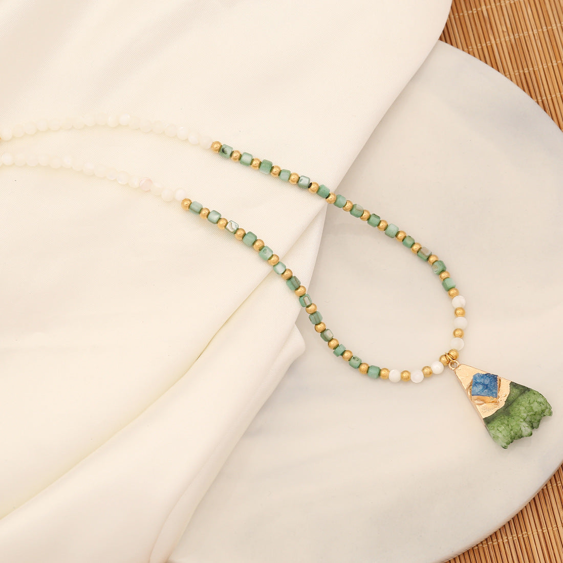 Handmade Heart and Star Shaped Natural Stone Necklace in Copper Pendant on Stainless Steel Clavicle Chain for Women