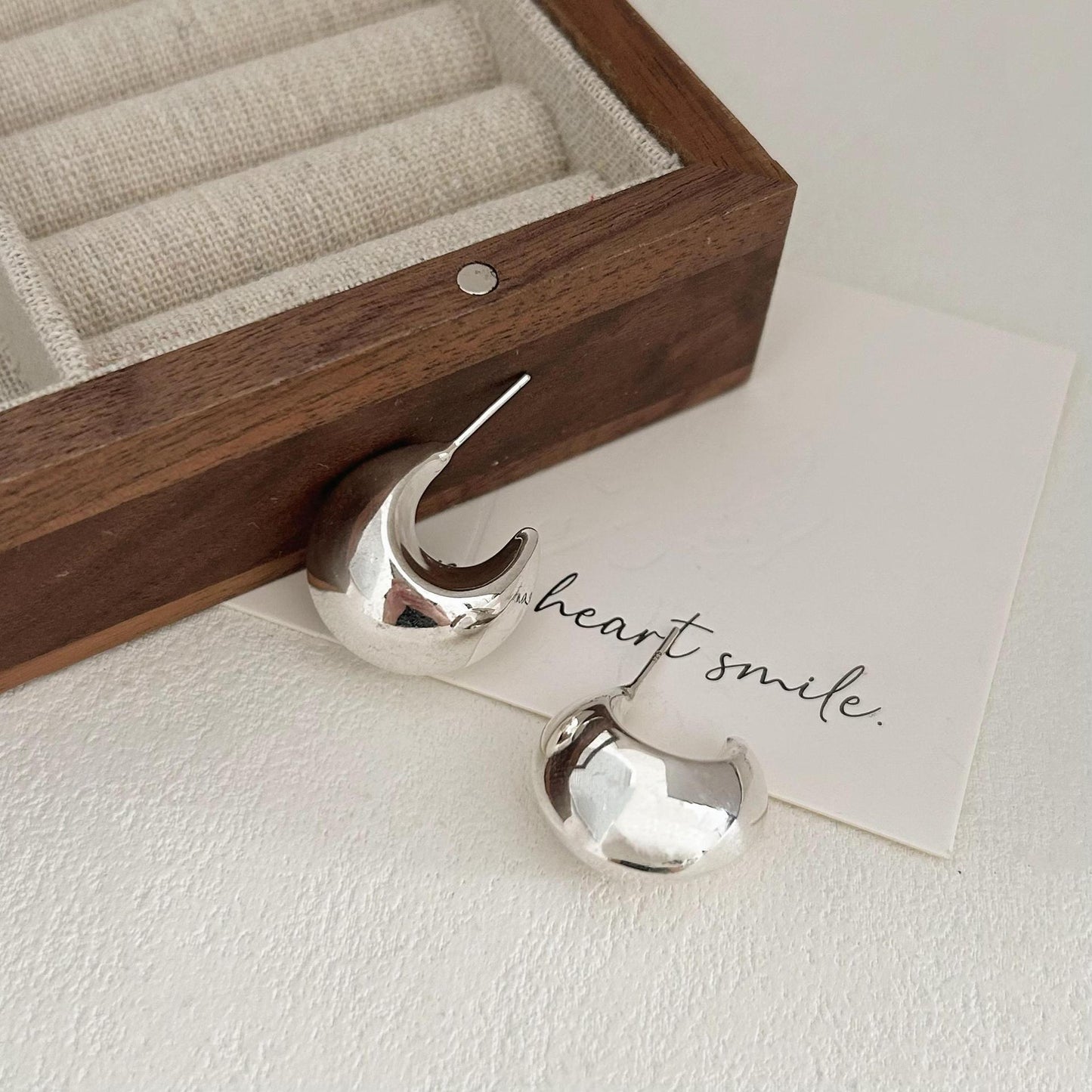 Minimalist Korean-Style 925 Sterling Silver Geometric Corner-Cut Letter Stud Earrings for Women