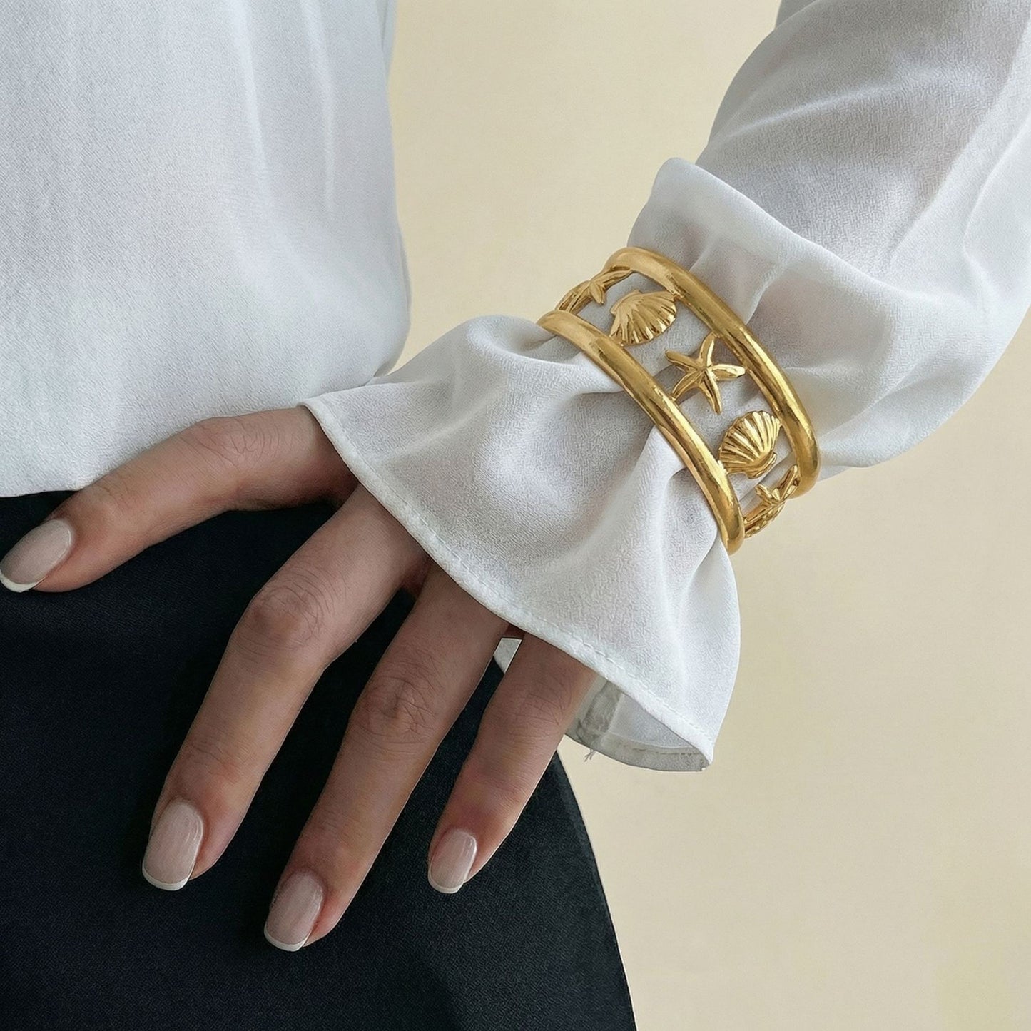 Elegant Geometric Irregular Leaf Wide Open Cuff Stainless Steel Bracelet