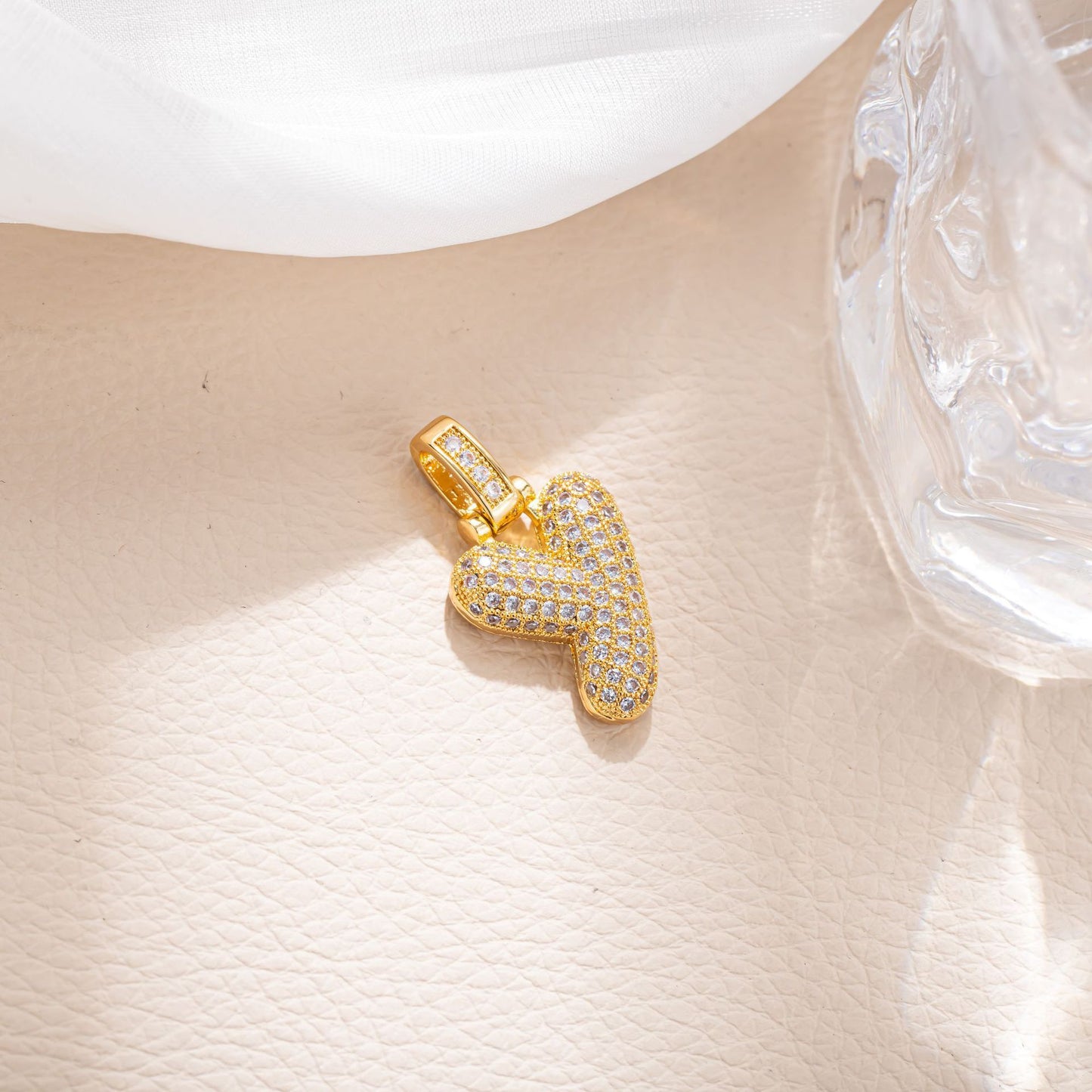Minimalist Hip-hop Micro Inlaid Cubic Zirconia Letter Brass Pendant Necklace