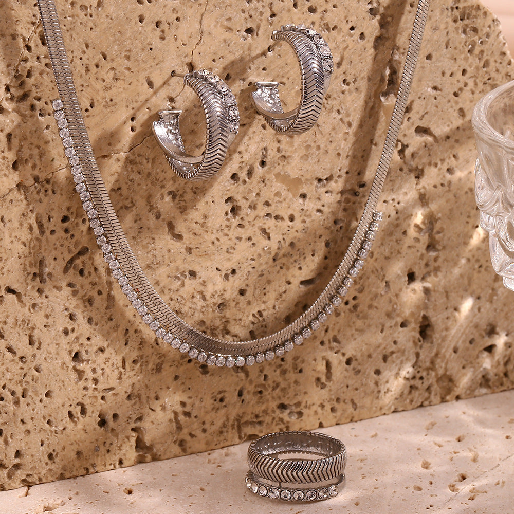 Set Collana Geometrica Minimalista in Acciaio Inossidabile con Ciondolo in Acciaio al Titanio, Texture a Spina di Pesce Galvanizzata, per Donna