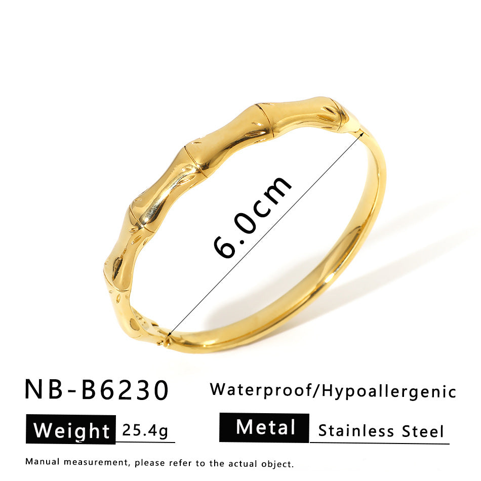 Bracciale Minimalista da Donna a Giunzione di Bambù Stellata in Acciaio Inossidabile con Placcatura Sottovuoto in Oro 18K Design Geometrico