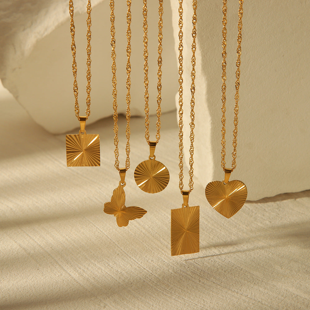 Minimalist Heart-Shaped Titanium Steel Necklace with Electroplated Finish for Women