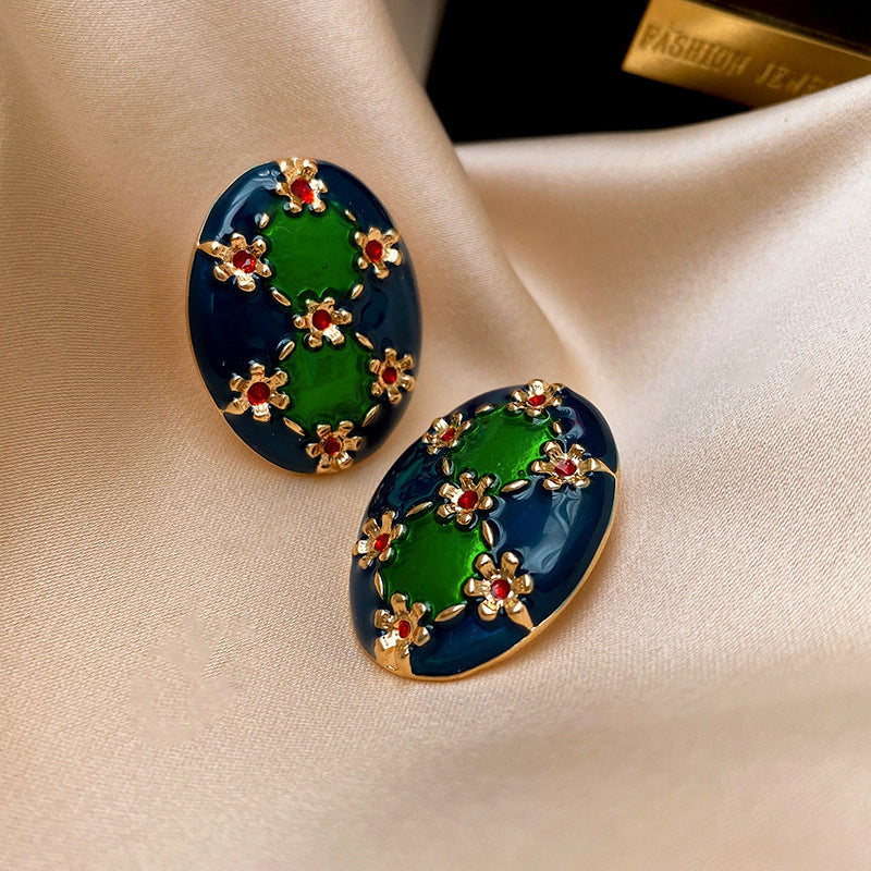 Pendientes de tuerca de metal esmaltado floral vintage con postes de acero para mujer, diseño retro de círculo botánico