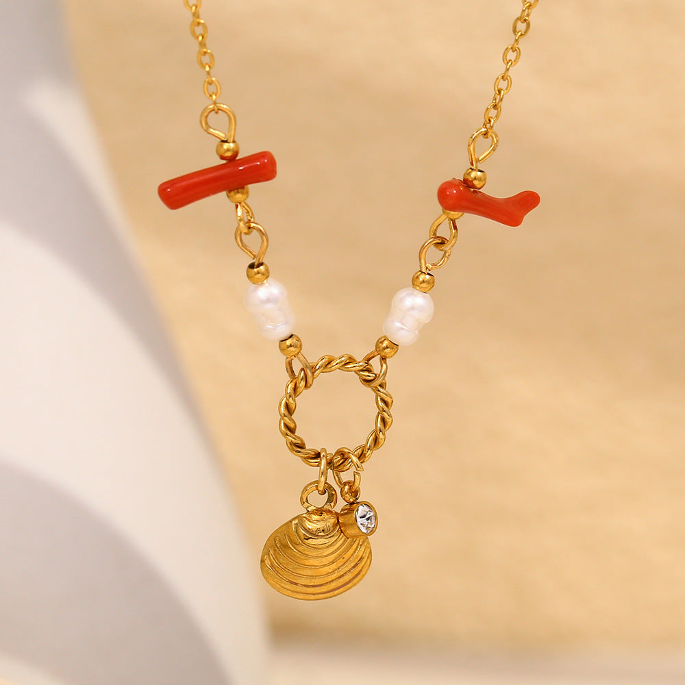 Collana con Pendente Geometrico d'Ispirazione Vintage da Donna in Acciaio Inossidabile con Placcatura in Oro 18K Design Creativo a Concha