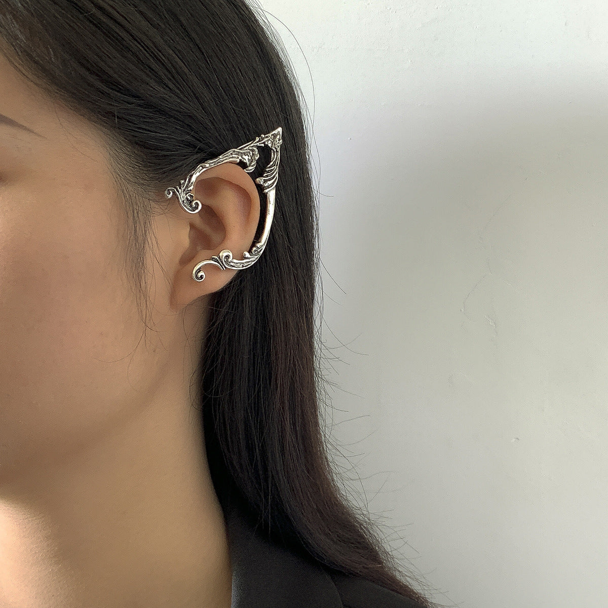 Pendientes con Clip para Mujer Inspirados en Halloween de Época, con Contorno Geométrico, Base de Aleación de Zinc y Acabado Galvanizado