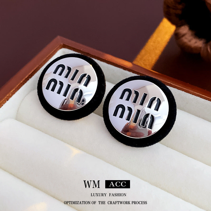 Vintage Geometric Pearl Earrings with Black Enamel Finish in Copper Base and Stainless Steel Posts for Women