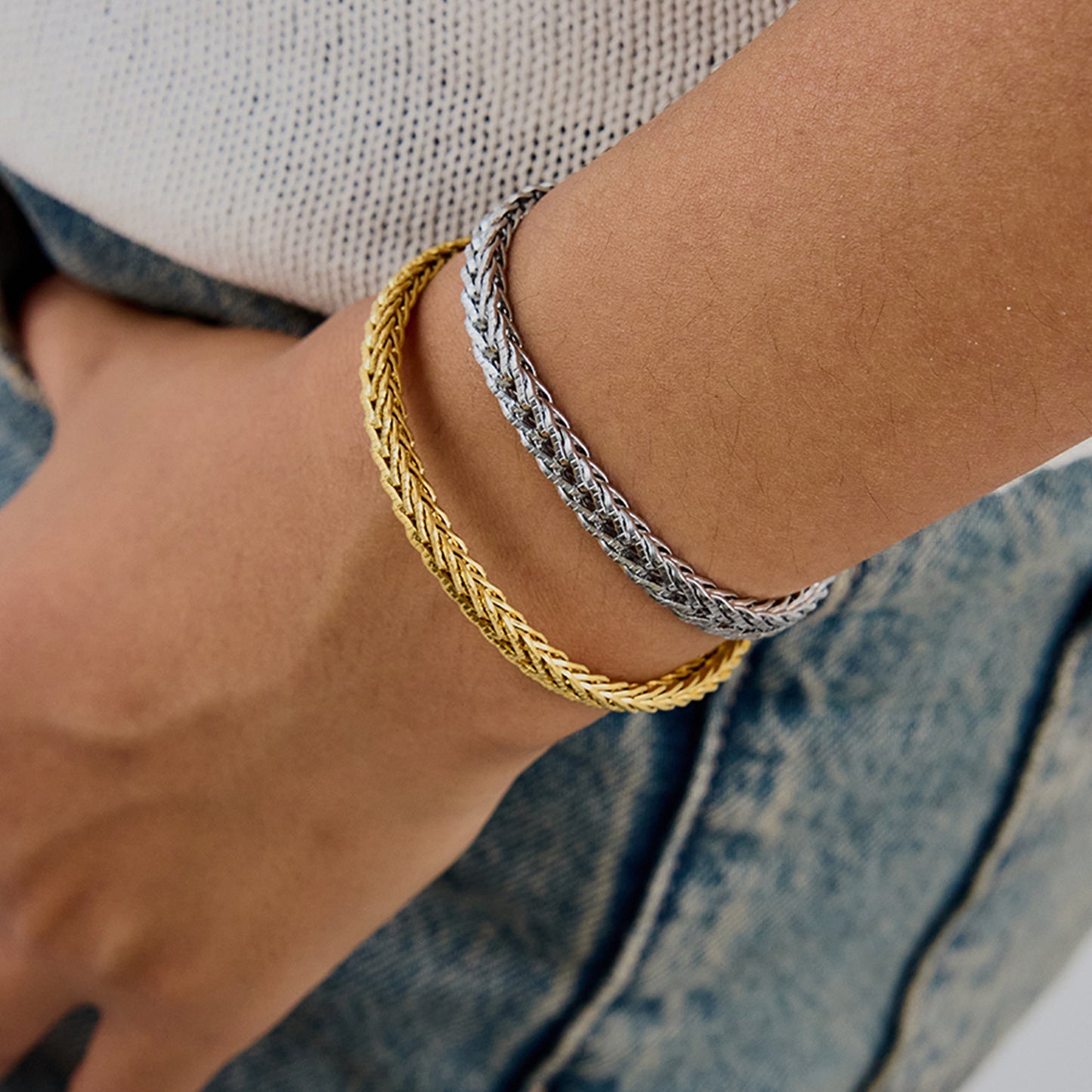 Pulsera de acero inoxidable con baño de oro de 18K para mujer, diseño geométrico de lujo minimalista