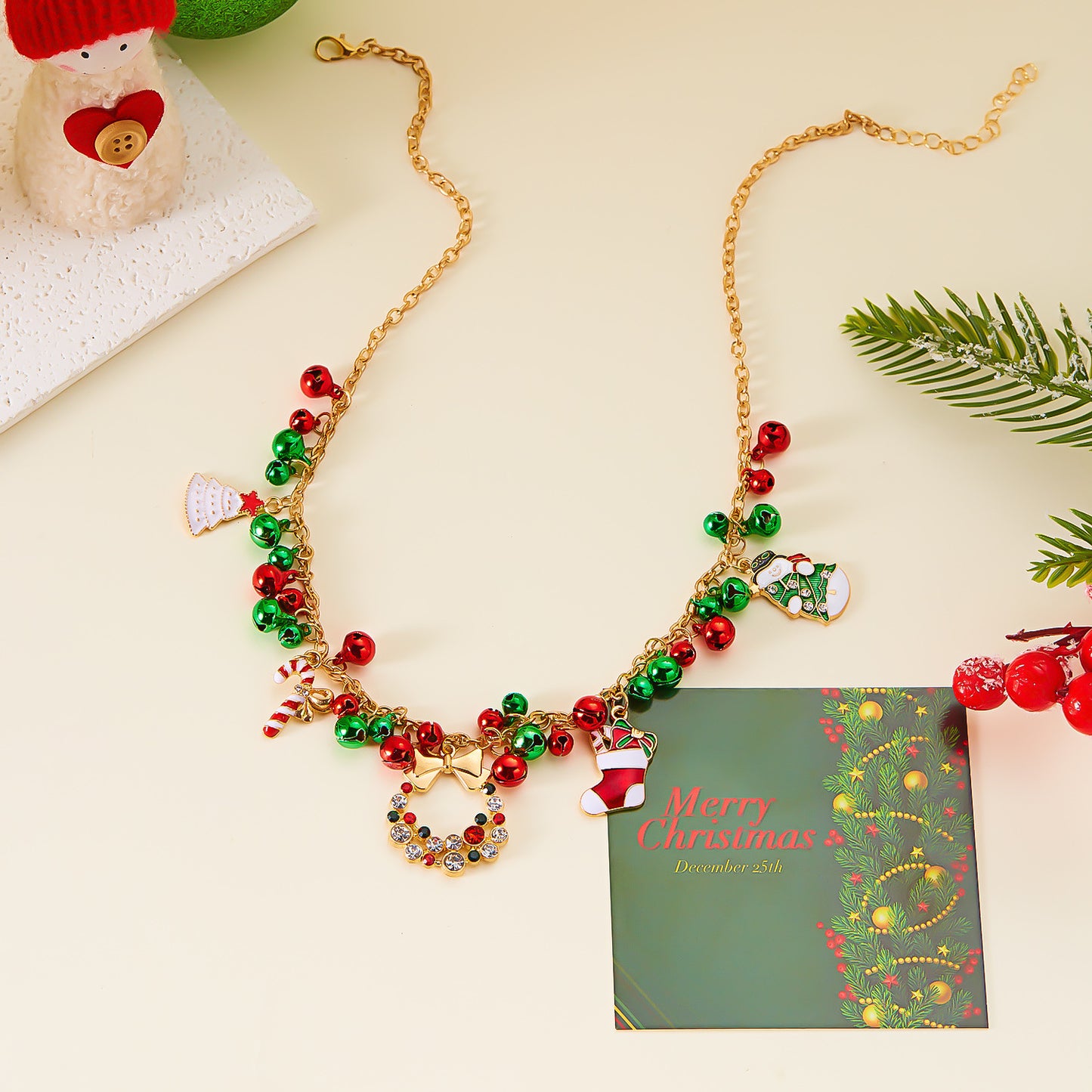 Collar de moda navideño para mujer con dijes de muñeco de nieve y reno, colgante de aleación de zinc en cadena chapada, regalo de joyería festiva para las fiestas