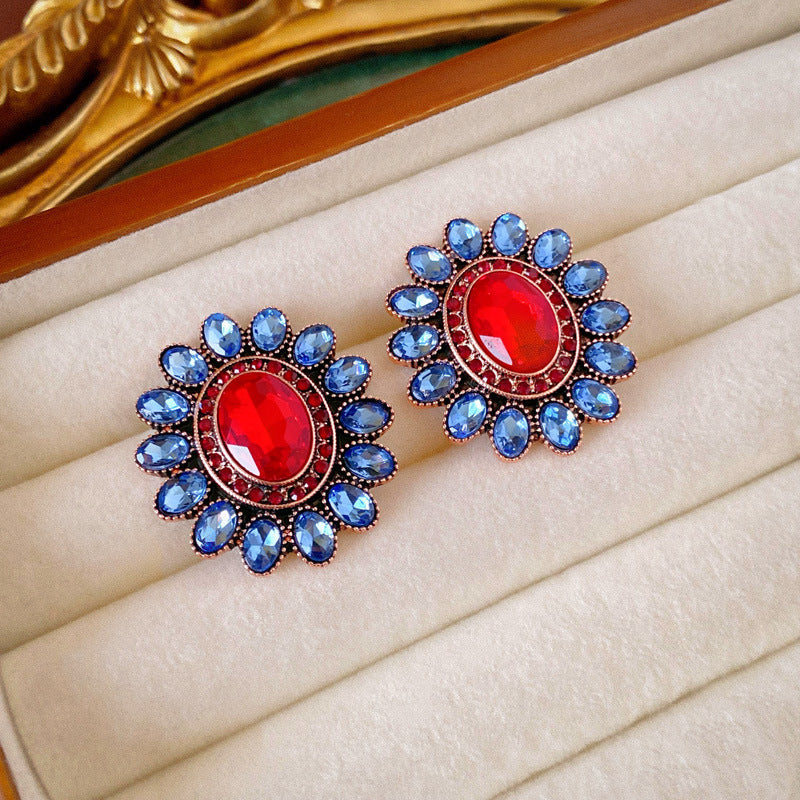 Vintage-Style Geometric Stud Earrings in Copper with Electroplated Finish for Women