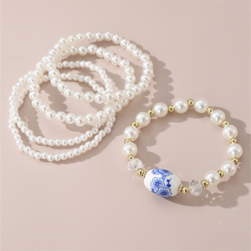 Conjunto de pulseras minimalistas florales vintage francesas para niñas hechas a mano con perlas de imitación y cuentas de cerámica, regalo elegante para cumpleaños o recuerdo de viaje