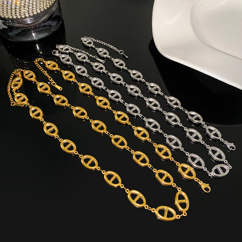 Vintage Sweet Geometric Round Titanium Steel Plated Necklace for Unisex