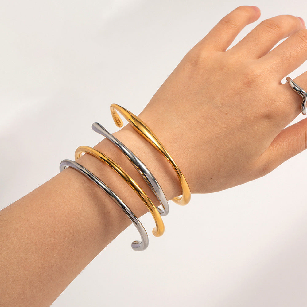 Fashionable Geometric Irregular Open Cuff Bracelet for Women with 18K Gold Plated Stainless Steel
