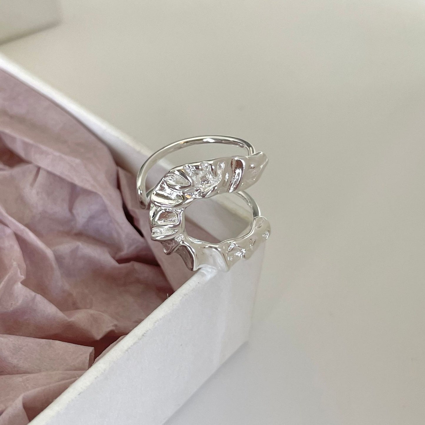 Anello da donna minimalista hip-hop in argento sterling 925, geometrico e testurizzato