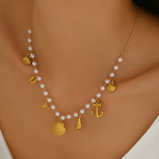 Collar casual geométrico inspirado en el océano para mujer con colgante de concha en cadena de aleación de zinc trenzada