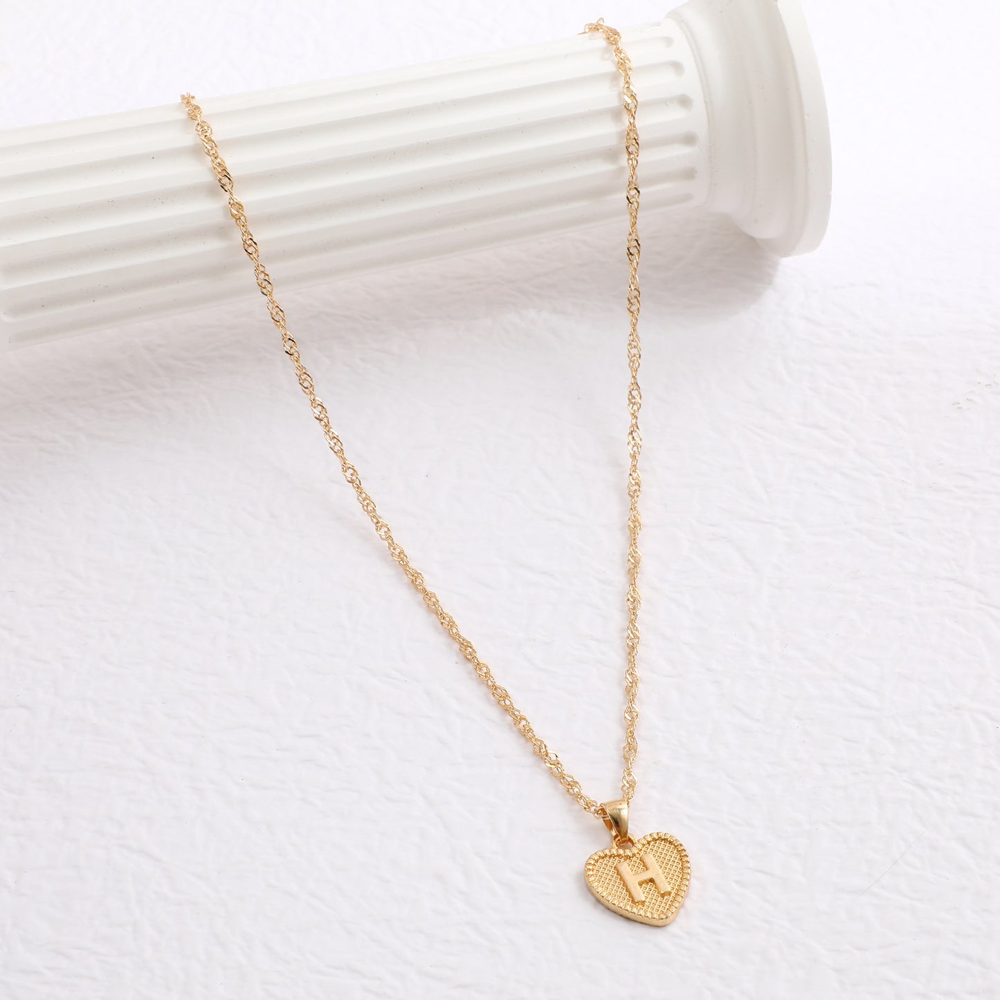 Minimalist Heart Letter Zinc Alloy Plated Necklace Singapore Chain Women