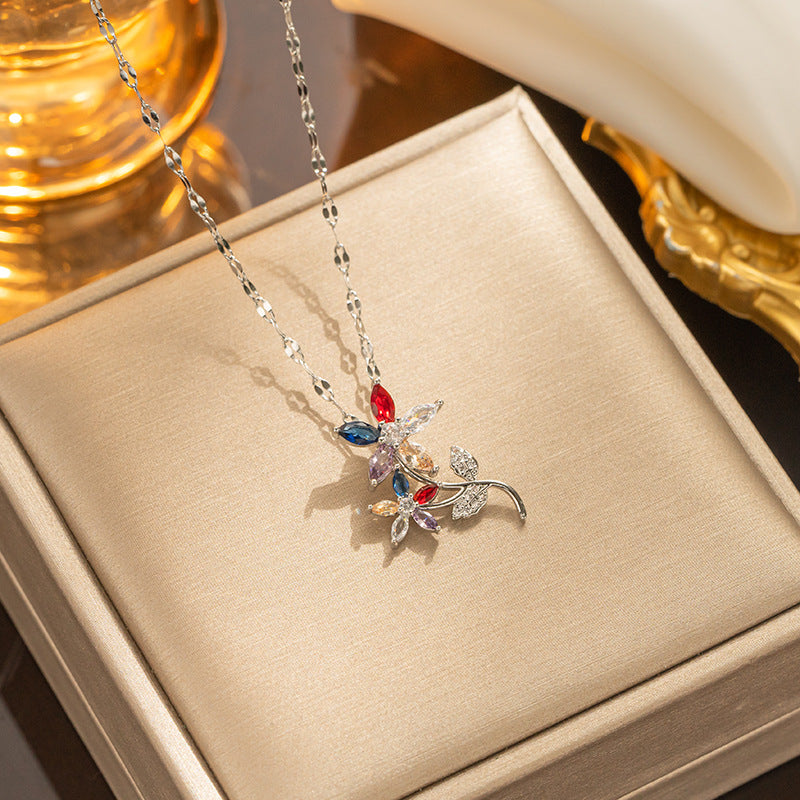 Collar con colgante minimalista de nudo de lazo de acero de titanio para mujer con cadena de serpiente chapada