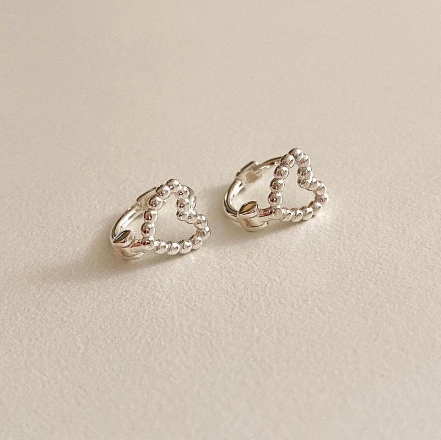 Orecchini a Cuore Minimalisti da Donna in Argento Sterling 925 con Intarsio di Perle