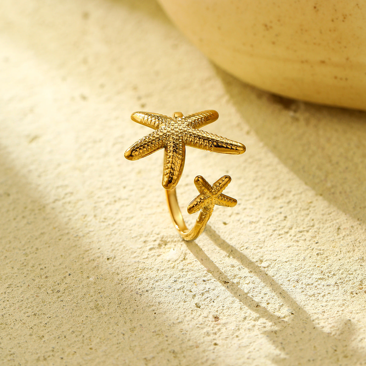 Anillo de Acero Inoxidable con Forma de Estrella de Mar de Moda con Acabado Chapado para Mujer, Tema Marino de Vacaciones en la Playa, Banda Ajustable