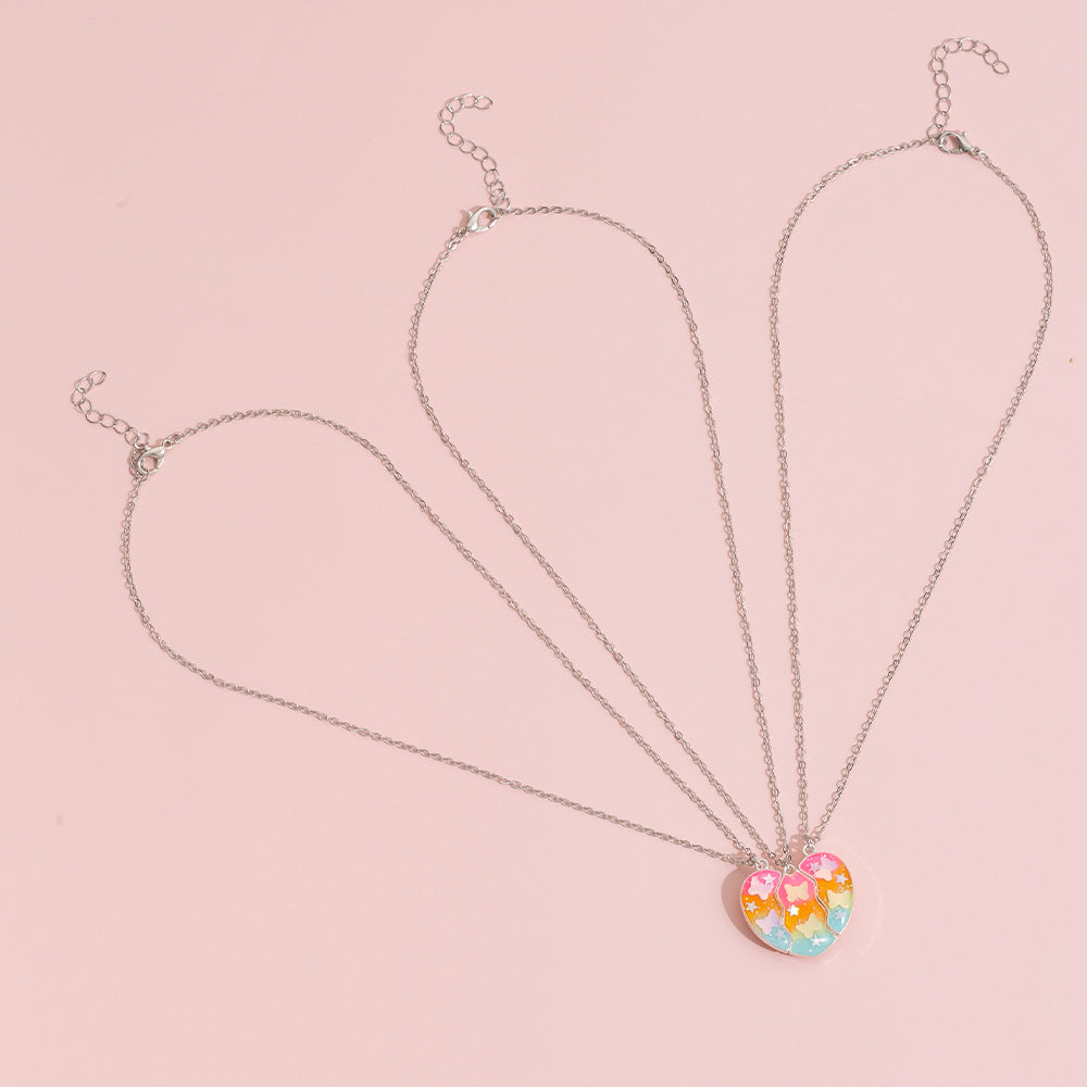 Set di collana in lega con cuore e farfalla da cartone animato per bambini con finitura smaltata, collana con ciondolo dell'amicizia BFF su catena a croce