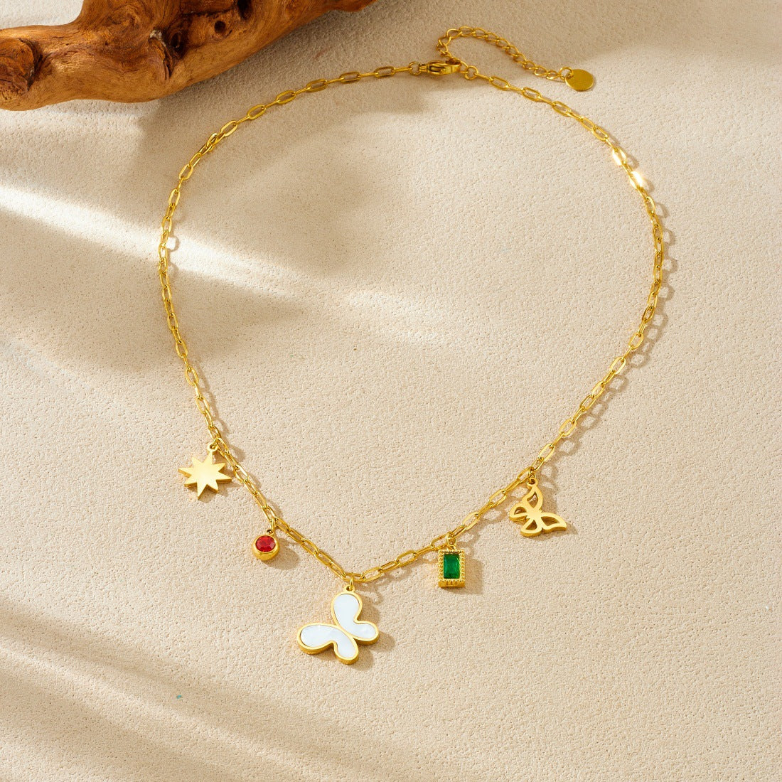 Minimalist Casual Geometric Round Square Gold Plated Rhinestone Butterfly Pendant Necklace for Women