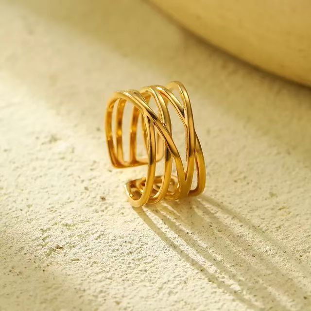 Anello Aperto Geometrico Minimalista da Donna in Acciaio Inossidabile, Placcato Oro 18K, Ipoallergenico e Resistente allo Sbiadimento