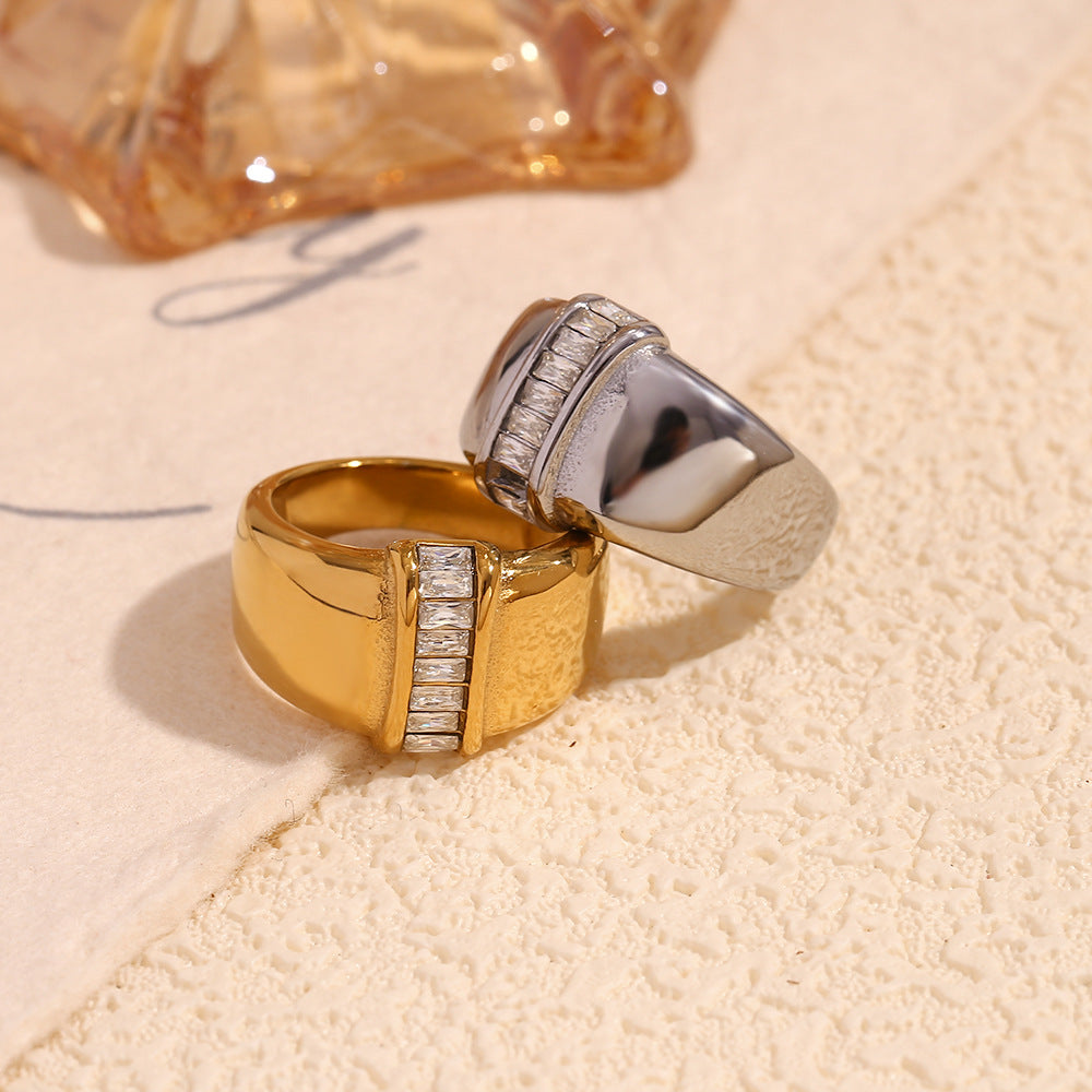 Anello geometrico minimalista da donna in acciaio inossidabile placcato oro 18 carati