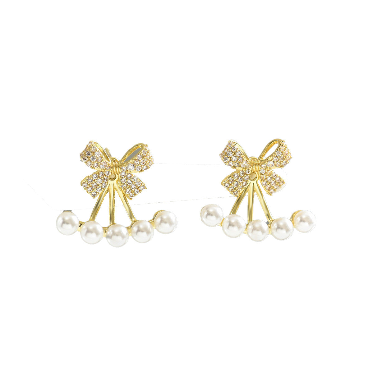 Aretes Minimalistas Dulces para Mujer con Forma de Lazo y Diseño Geométrico, Base de Cobre con Incrustaciones de Circonia y Acentos de Perlas