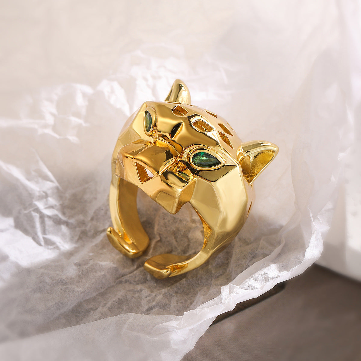 Minimalist Geometric Leopard Hollow-Out Ring for Women in Brass with Gold Plating