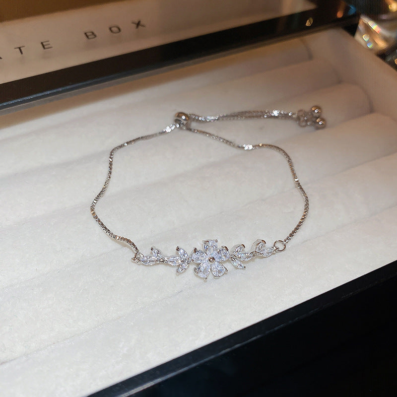 Luxury Elegant Geometric Alloy Plated Bracelet with Cubic Zirconia for Women