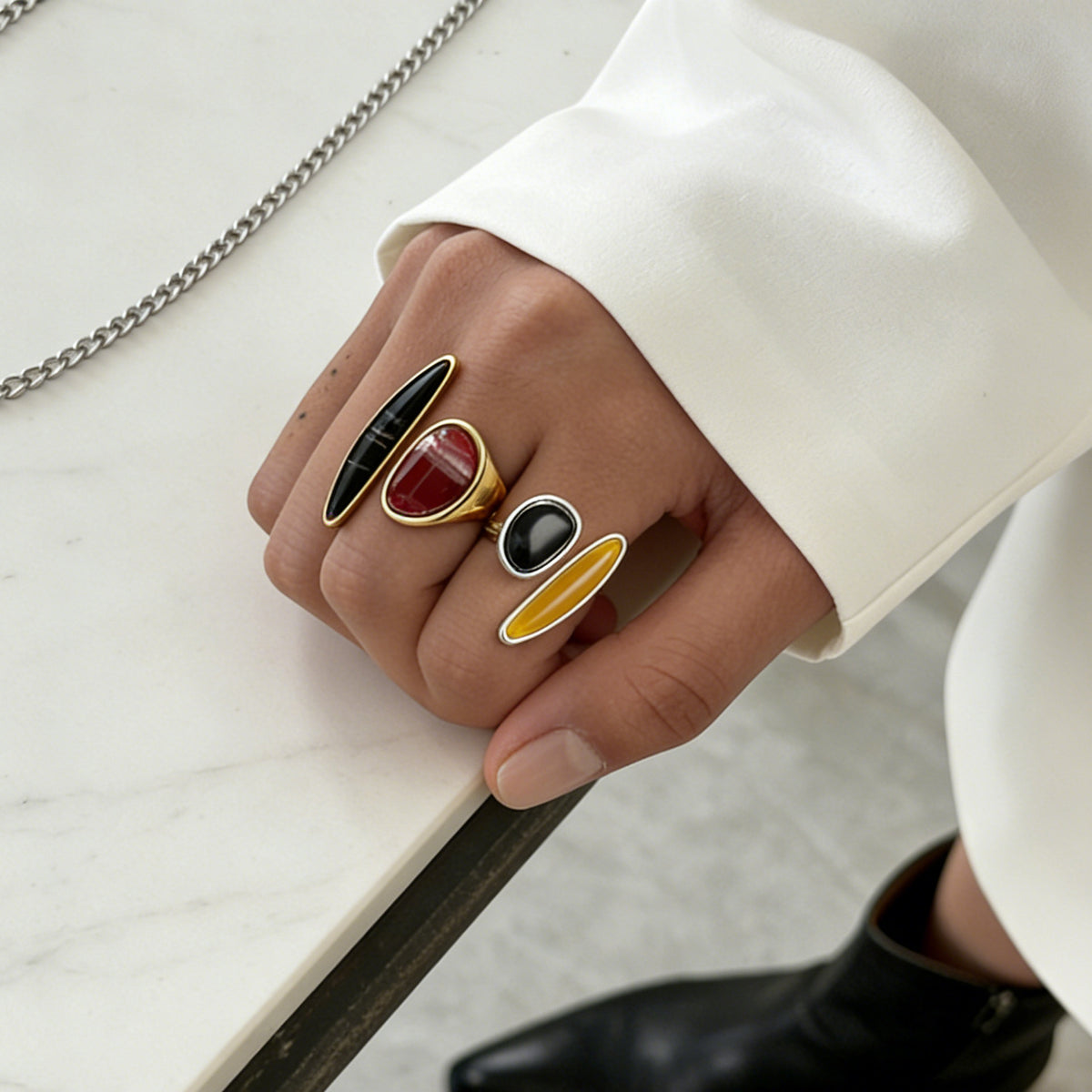 Vintage Geometric Oval Gemstone Plated Zinc Alloy Open Ring for Women