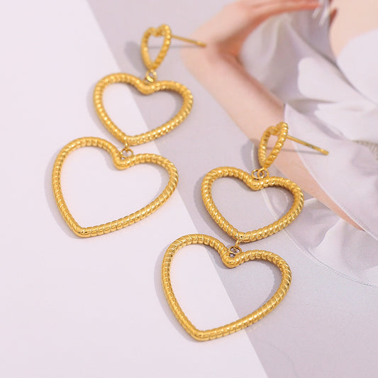 Fashionable Heart-Shaped Stainless Steel Earrings with 18K Gold Plating and Snake-Skin Texture