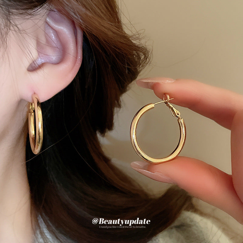 Orecchini a cerchio geometrici minimalisti in argento sterling con finitura placcata da donna