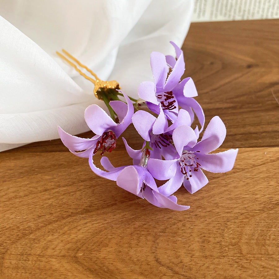 Elegante Fermaglio per Capelli Floreale in Tessuto con Dettagli Lavorati a Mano per Donna Stile Minimalista Moderno