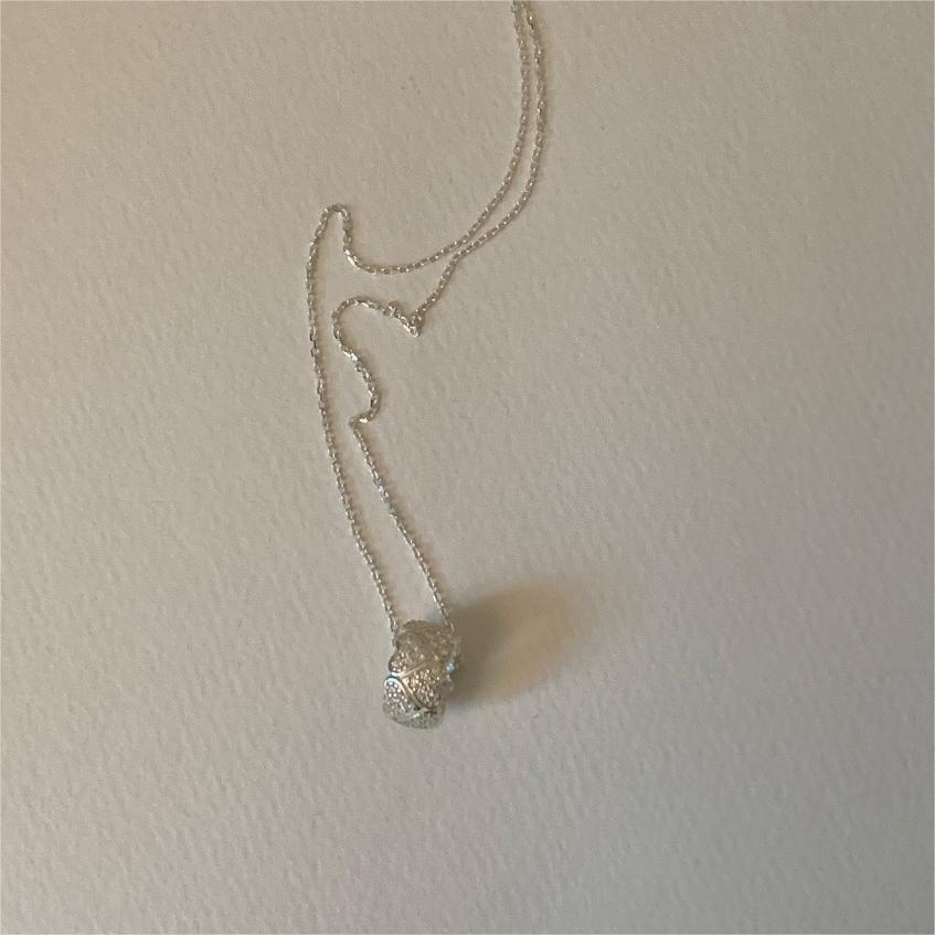 Minimalist Heart-Shaped 925 Sterling Silver Rhinestone Necklace with Plated Finish and Cross Chain