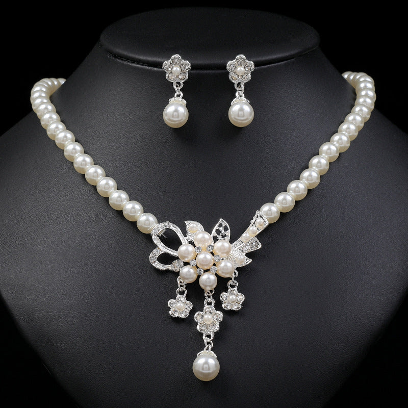 Elegant Floral Pearl Necklace and Earrings Set for Women Alloy Plated with Delicate Flower Pendant and Fresh Sweet Style